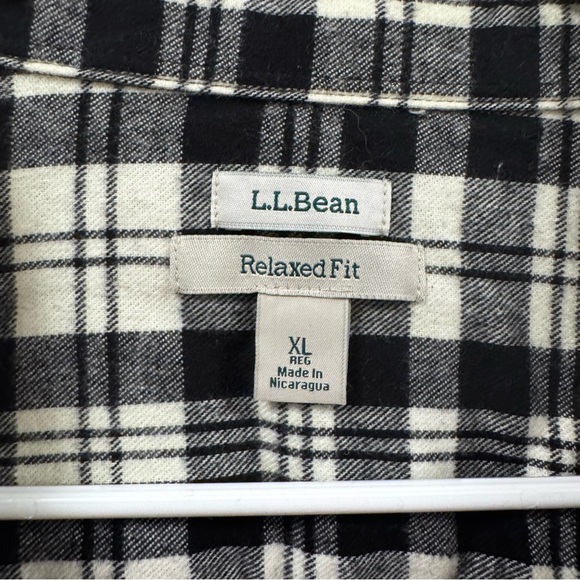 L.L. Bean XL Women’s 100% Cotton Plaid Flannel - Picture 3 of 5